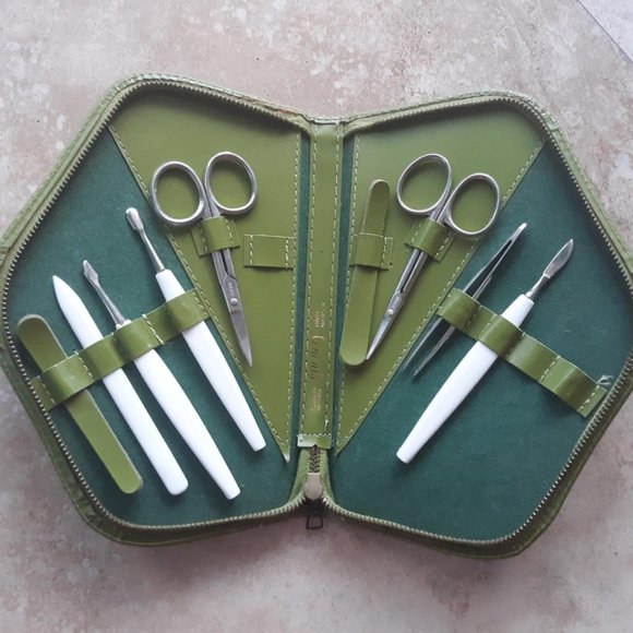 Vintage 1960s Manicure Set - Picture 1 of 2
